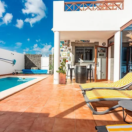 Casa Ernesto Villa Playa Blanca