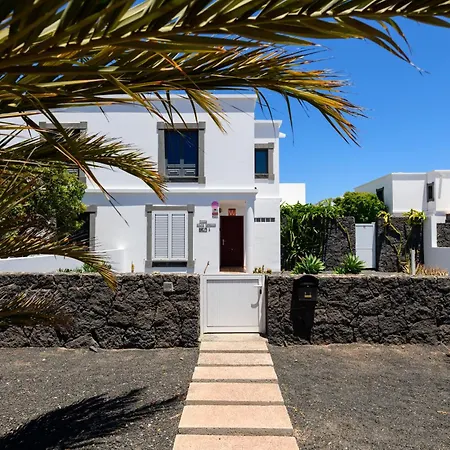 Casa Ernesto Playa Blanca